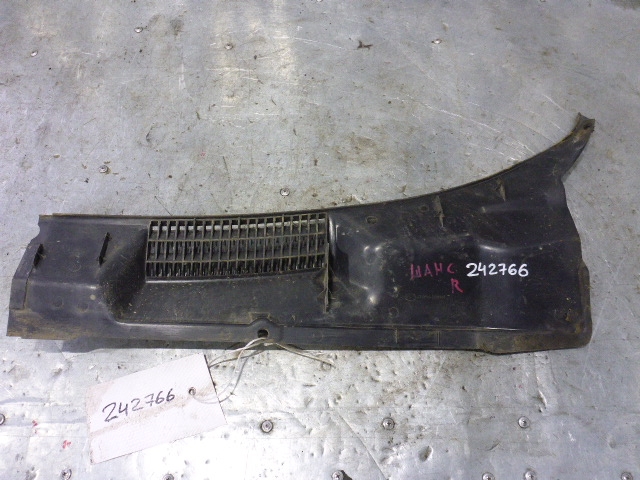 Решетка стеклоочистителей (Жабо)