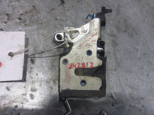 Замок двери задней правой