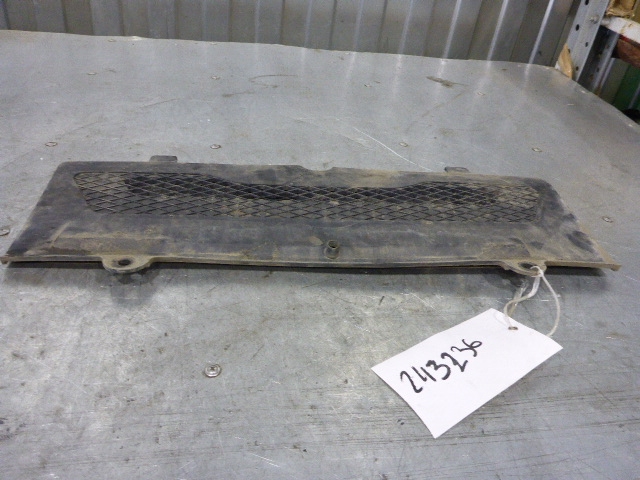 Решетка в капот