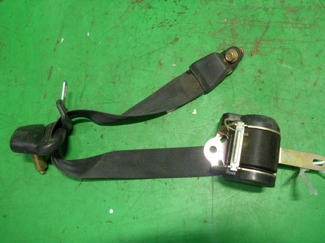 Ремень безопасности