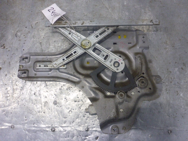 Стеклоподъемник электр. задний правый