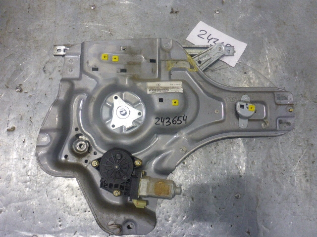 Стеклоподъемник электр. задний правый