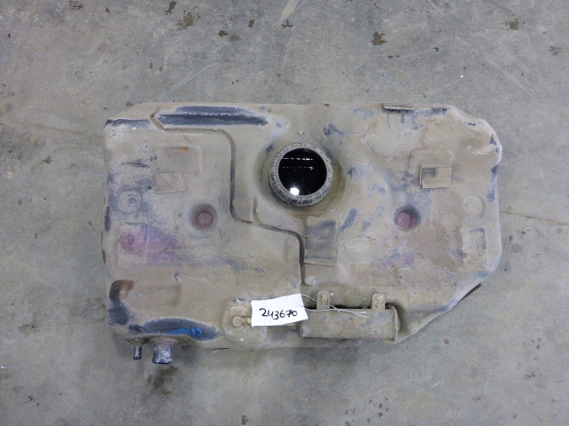 Бак топливный