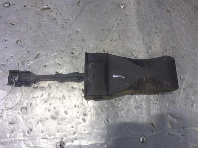 Ограничитель двери