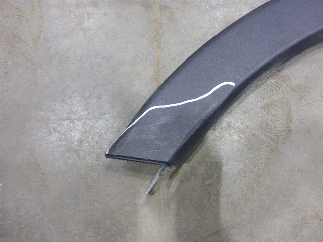 Накладка заднего крыла правого