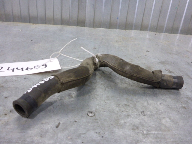 Патрубок отопителя