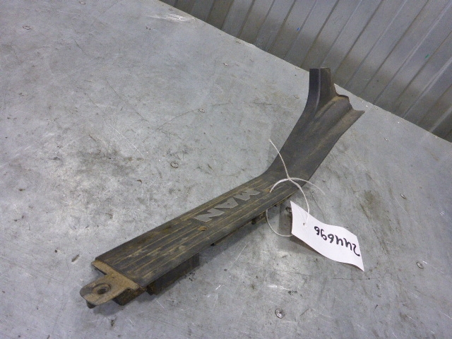 Накладка порога (внутренняя)