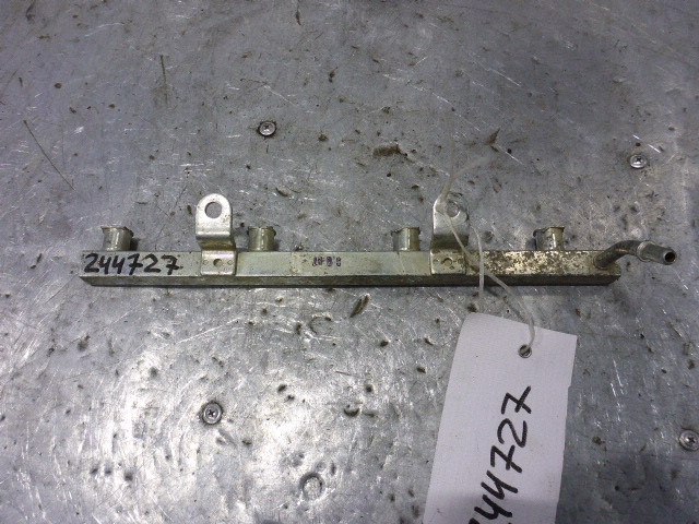 Рейка топливная (рампа)