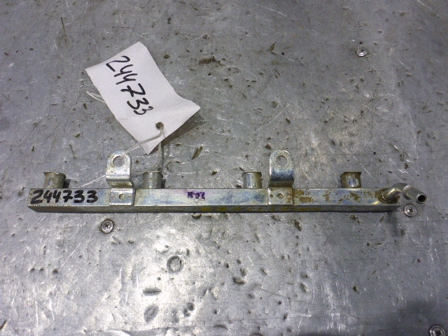 Рейка топливная (рампа)