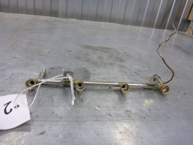 Рейка топливная (рампа)