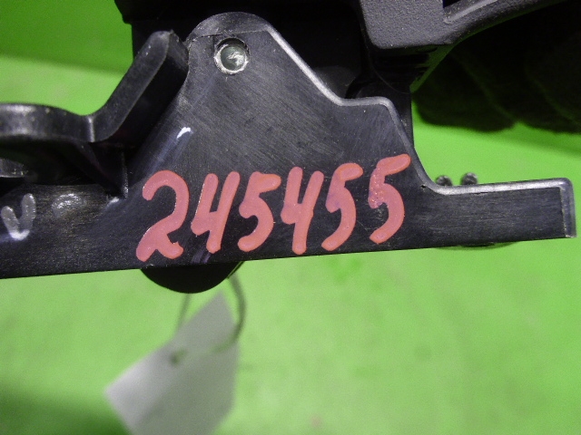 Ручка двери задней внутренняя левая