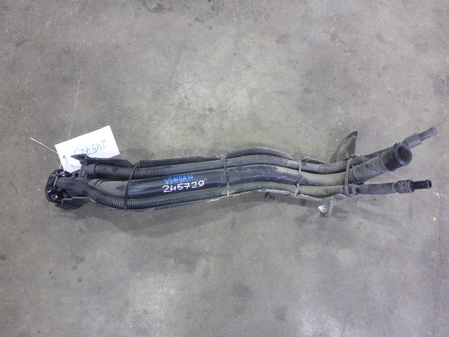 Горловина топливного бака