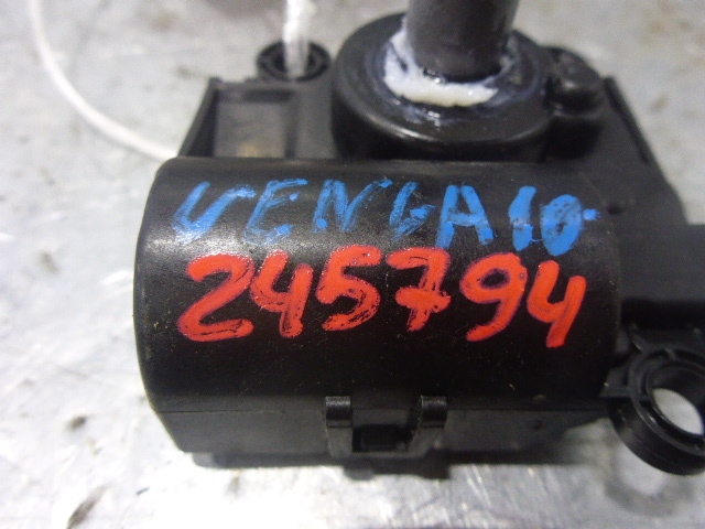 Моторчик заслонки печки