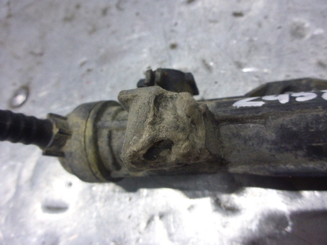 Рейка топливная (рампа)