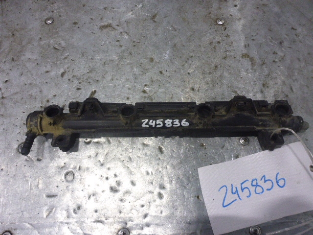 Рейка топливная (рампа)