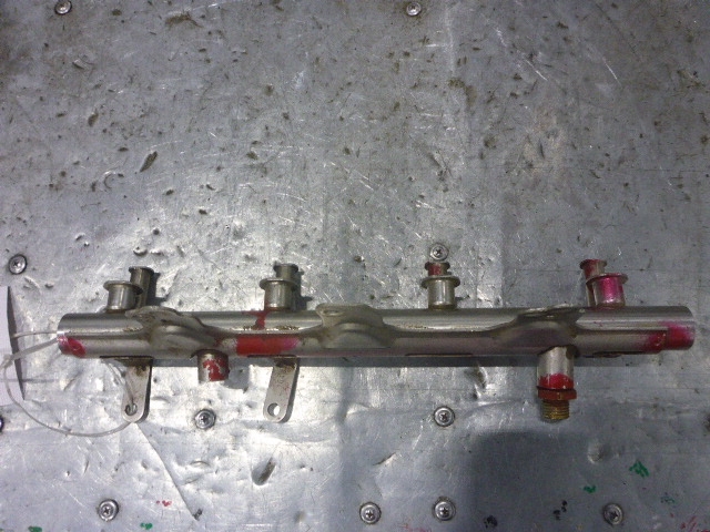 Рейка топливная (рампа)