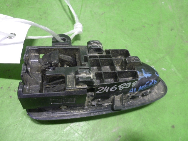 Ручка двери задней внутренняя левая