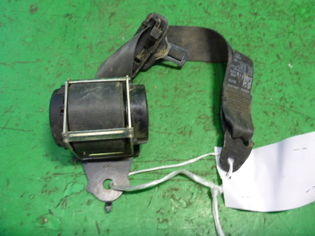 Ремень безопасности