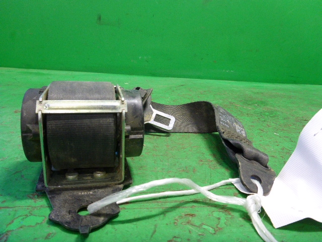 Ремень безопасности