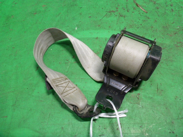 Ремень безопасности