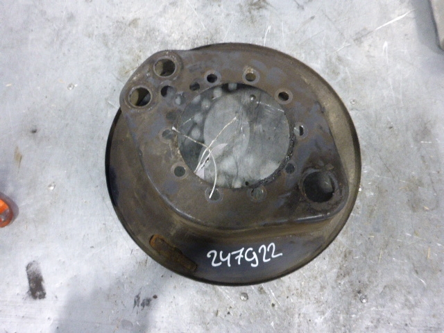 Пыльник тормозного барабана