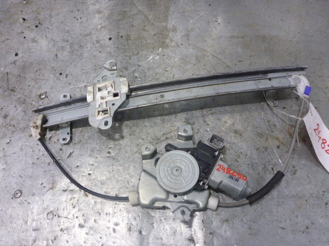 Стеклоподъемник электр. передний правый