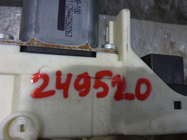 Стеклоподъемник электр. задний левый