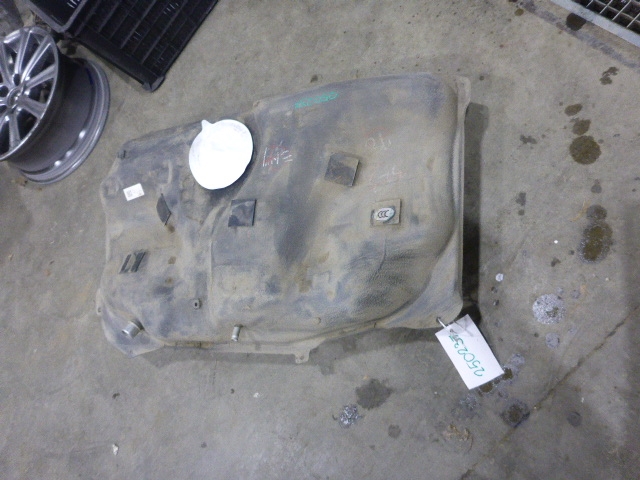 Бак топливный