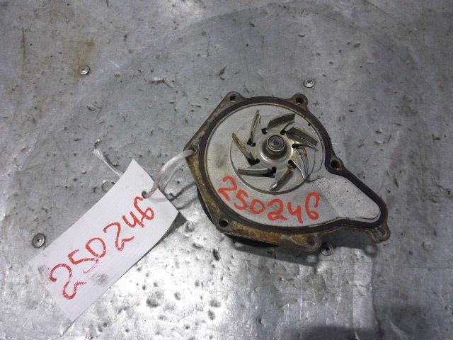 Насос водяной (помпа)