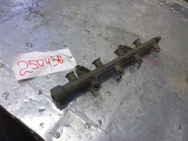 Рейка топливная (рампа)