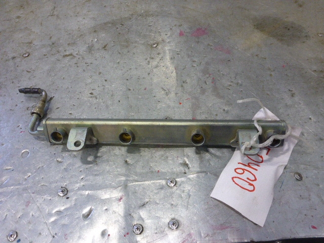 Рейка топливная (рампа)