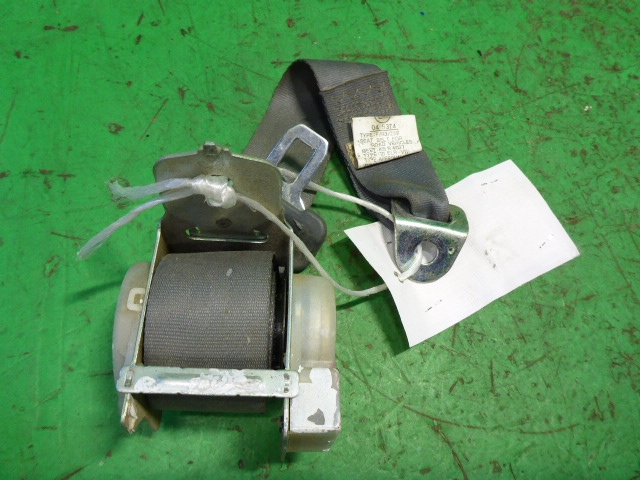 Ремень безопасности