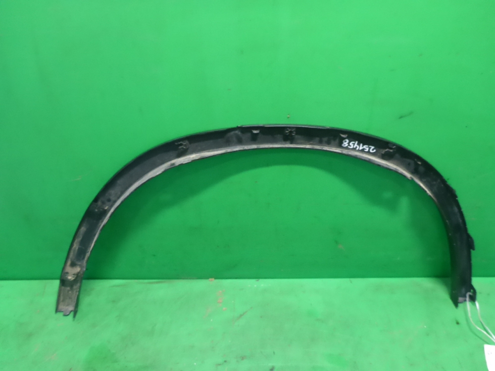 Накладка заднего крыла правого