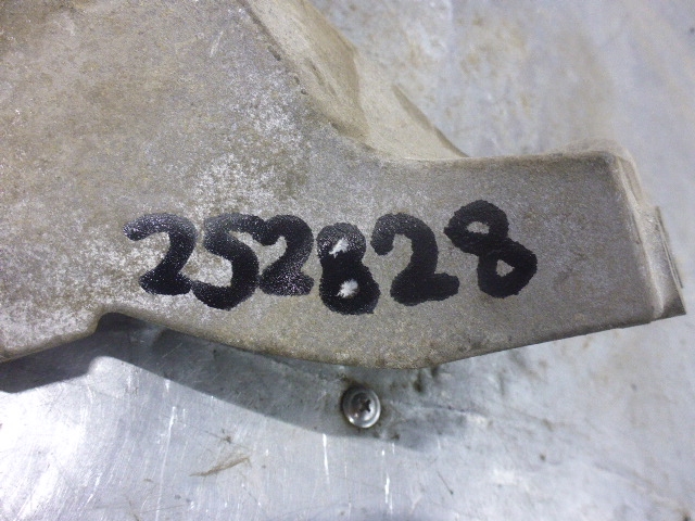 Кронштейн двигателя