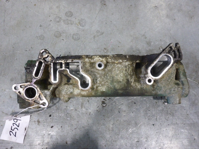 Кронштейн маслянного фильтра