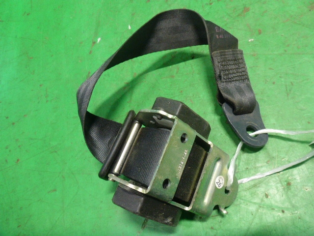 Ремень безопасности