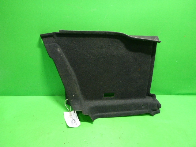 Обшивка багажника