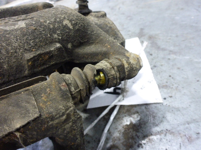 Суппорт передний правый