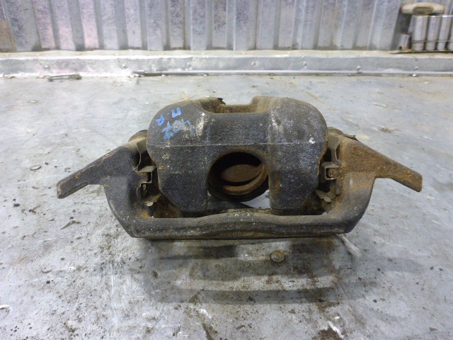 Суппорт передний правый