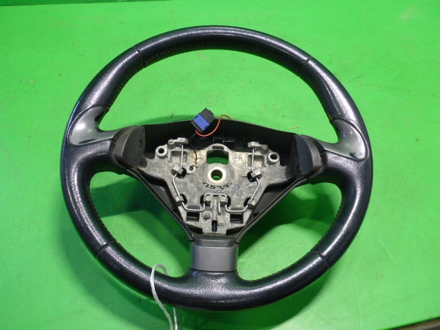 Рулевое колесо (руль)