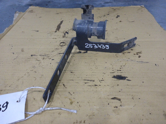 Кронштейн (сопут. товар)