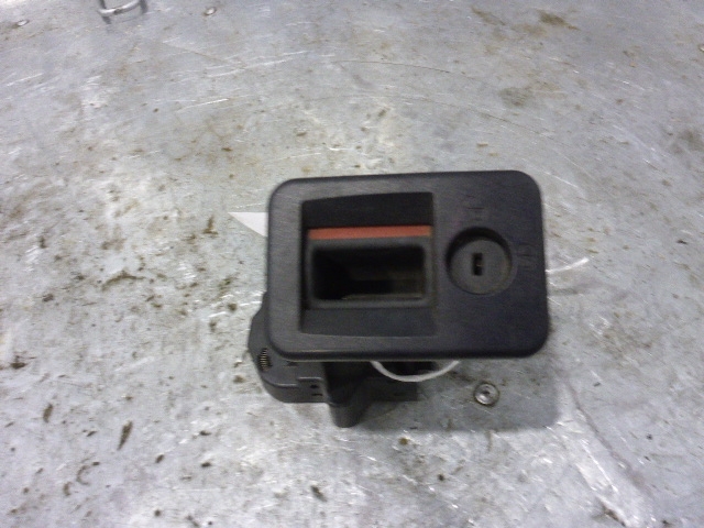 Замок багажника