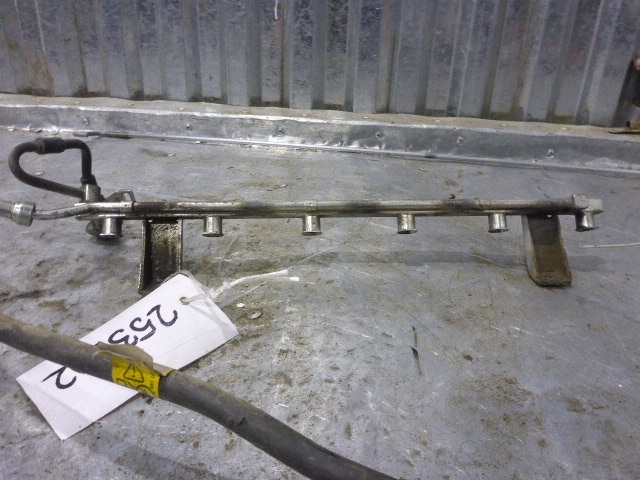 Рейка топливная (рампа)