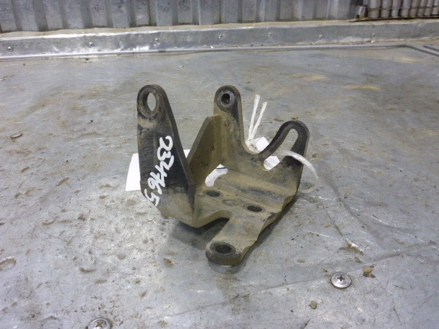 Кронштейн ГУР