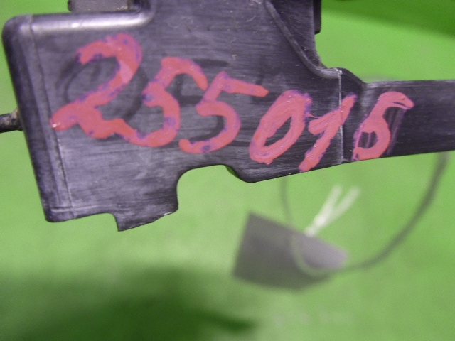 Ручка двери задней внутренняя левая