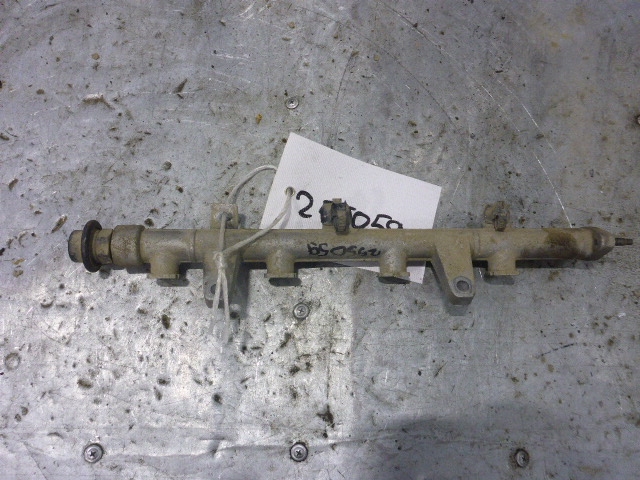 Рейка топливная (рампа)