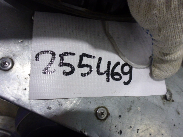 Ручка двери передней наружная правая