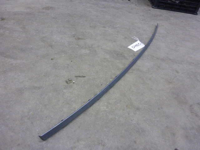 Молдинг крыши правый