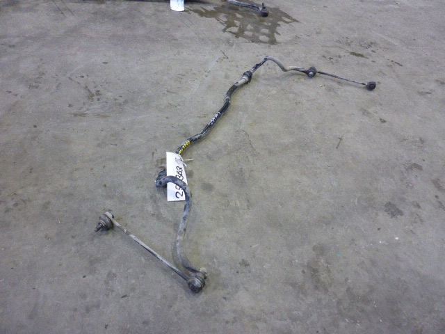 Стабилизатор передний