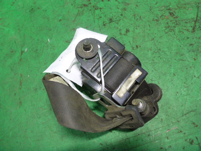 Ремень безопасности